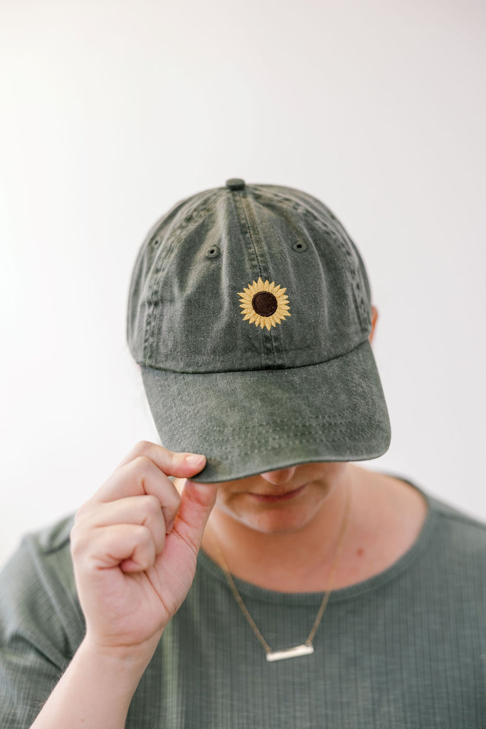 Sunflower green embroidered hat model